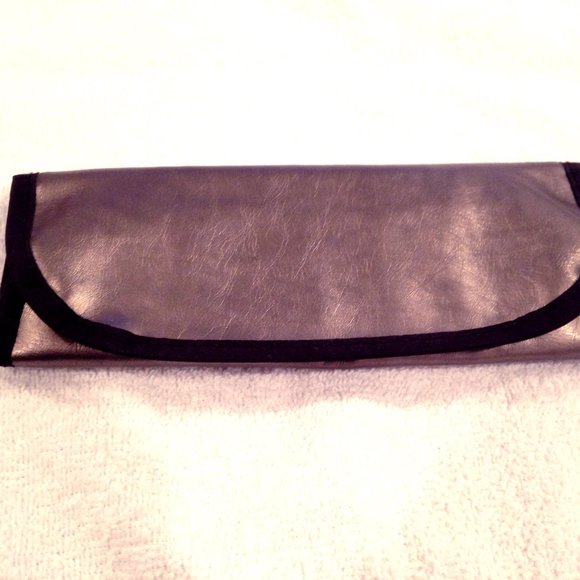 3/$20 - New! Makeup brush roll travel /purse case - Picture 2 of 2